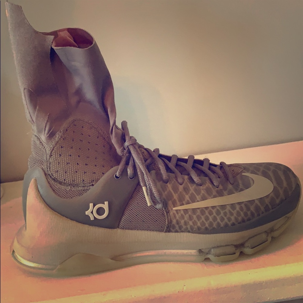Limited Edition KD Basketball Shoes